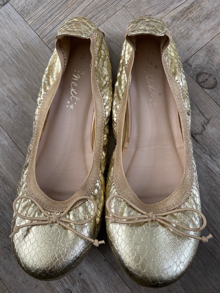 next gold pumps